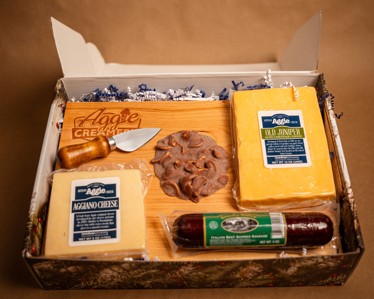 The Old Main gift Box
